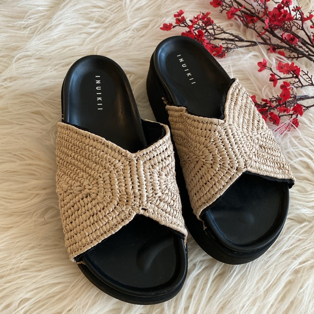 INUIKII wedge sandals